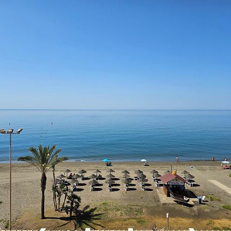 Primera Linea De Playa Con Vistas Al Mar Рінкон-де-ла-Вікторія Екстер'єр фото